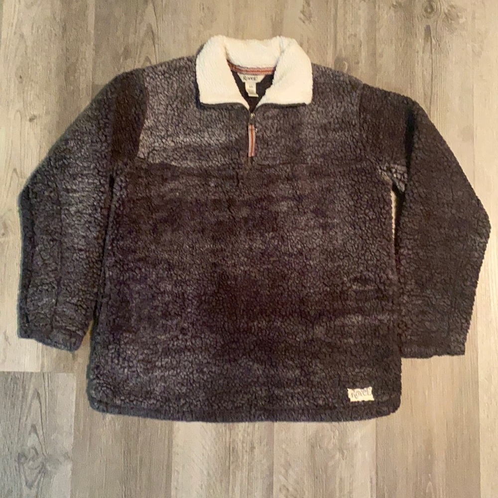 Royce Sherpa pull over xs